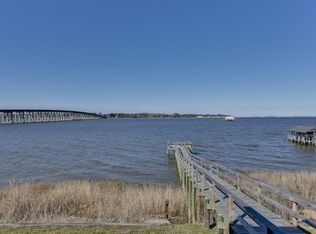 107 Riverside Dr, Suffolk, VA 23435