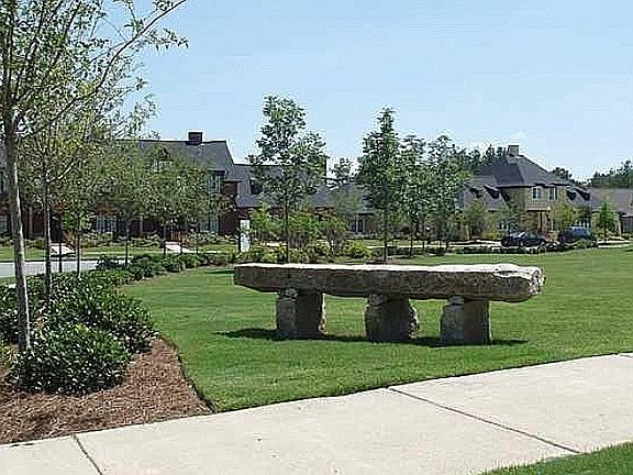 You will enjoy Edenton's sidewalks, green park areas, street