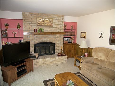 Gas fireplace
