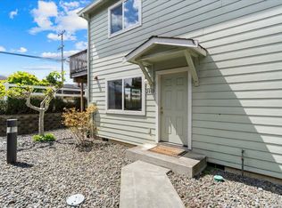 2959 Rainbow Ln, Fortuna, CA 95540