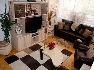 325 Bogert Ave #BACHELOR, Toronto, ON M2N1L8