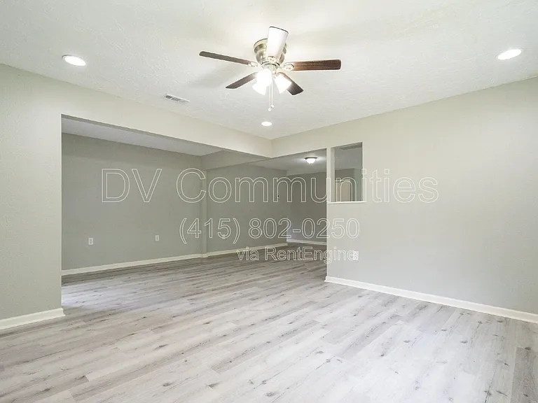 9196 White Oak Dr — Photo 18