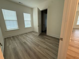 1228 Hodgson Ln, Fuquay Varina, NC 27526