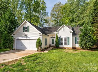 9005 Shenington Pl, Charlotte, NC 28216