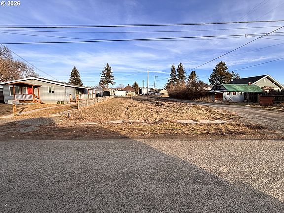 2nd image of Roberts St