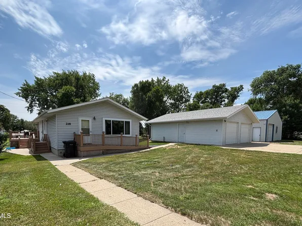 218 1st Ave E, Zap, ND 58580