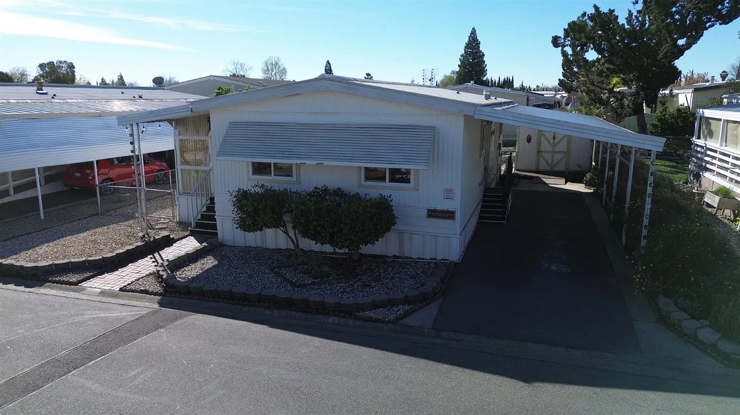 6016 Cackler Ln photo 1