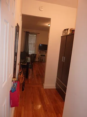 Rented by Pink Stone Realty LLC | media 25