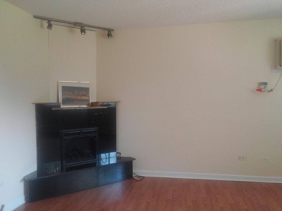 1st image of 10014 Holly Ln