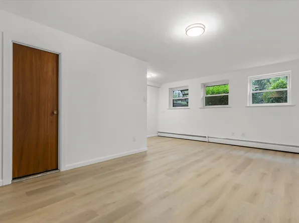 670 West 231st Street image 2 of 21