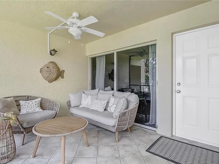 3000 Gulf Shore Blvd N #213 — Photo 8