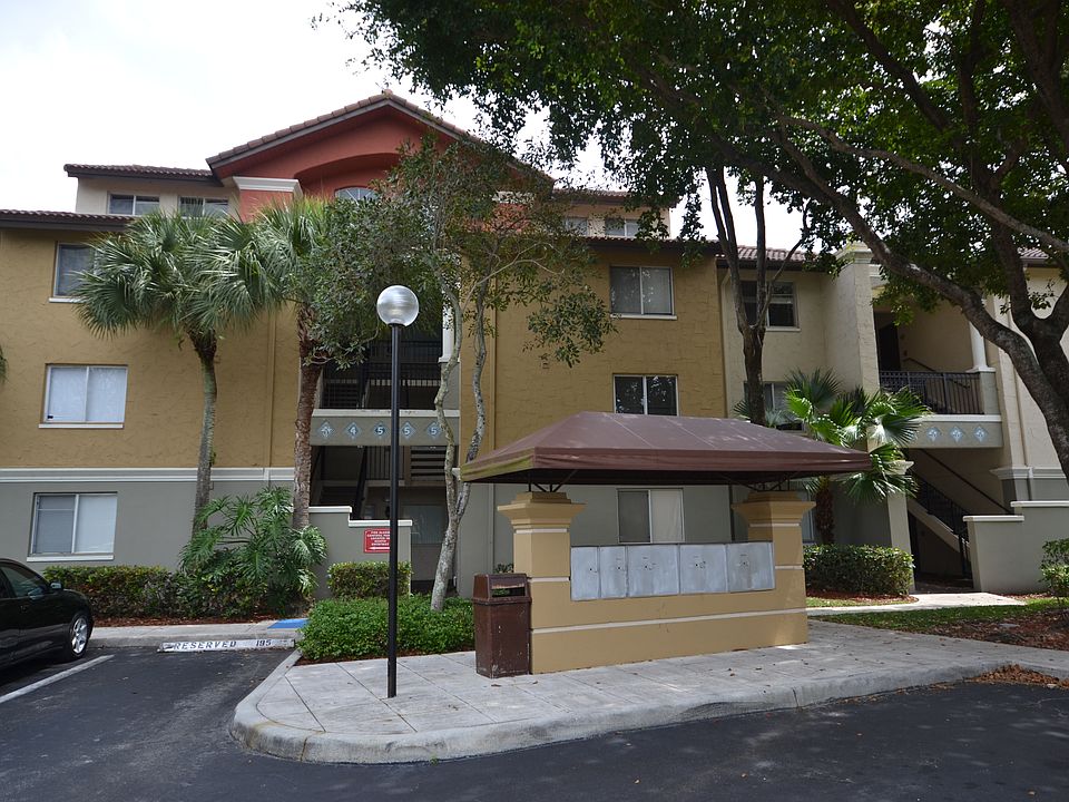 1st image of 4555 NW 99th Ave APT 0204