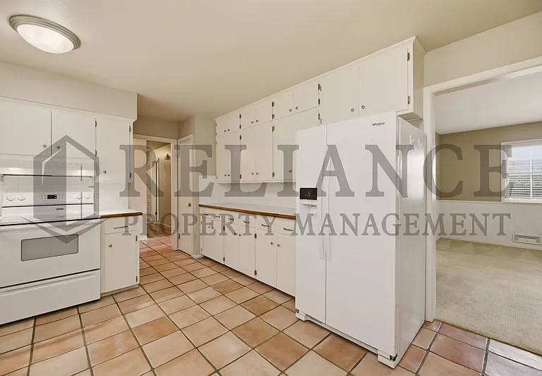 6517 E Elm St — Photo 19