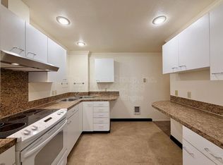 4318 SE Milwaukie Ave APT 2, Portland, OR 97202