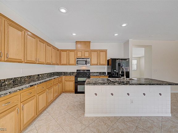 5th image of 6337 Orange Hue St