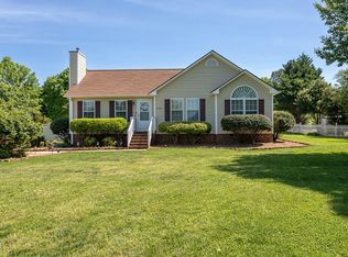 6124 Southwind Dr, Mebane, NC 27302