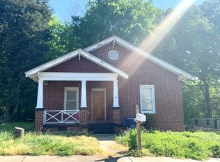 207 Spring St, Ninety Six, SC 29666