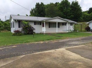 11834 Midland Trail Rd, Ashland, KY 41102