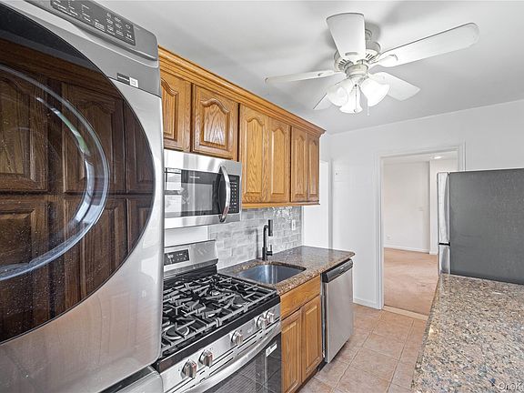 4th image of 252-38 60th Avenue L #591