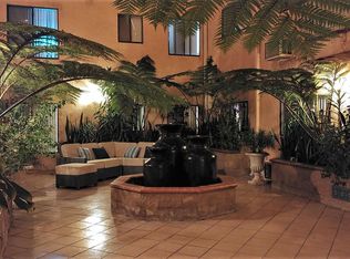Five Star Suites, Los Angeles, CA 90068