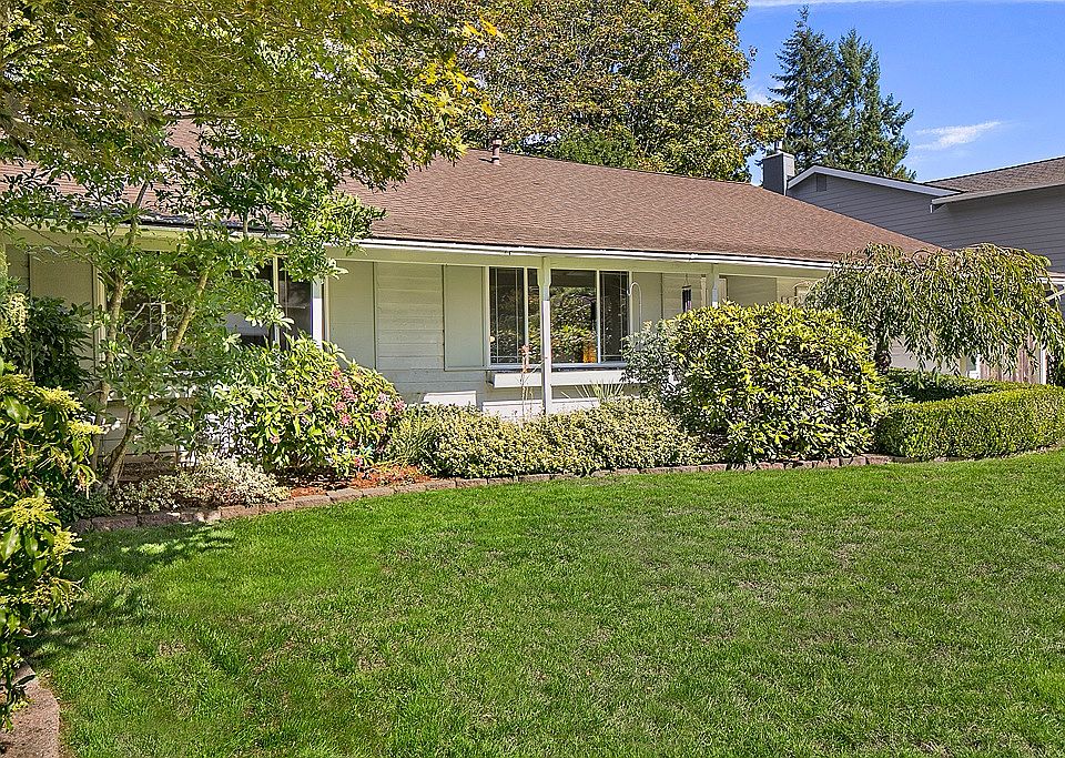 1st image of 12120 NE 141st St