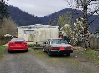 822 Celilo St, North Bonneville, WA 98639