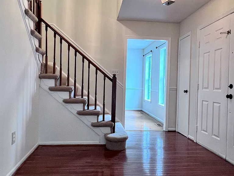 6037 Ridge Ford Dr — Photo 2