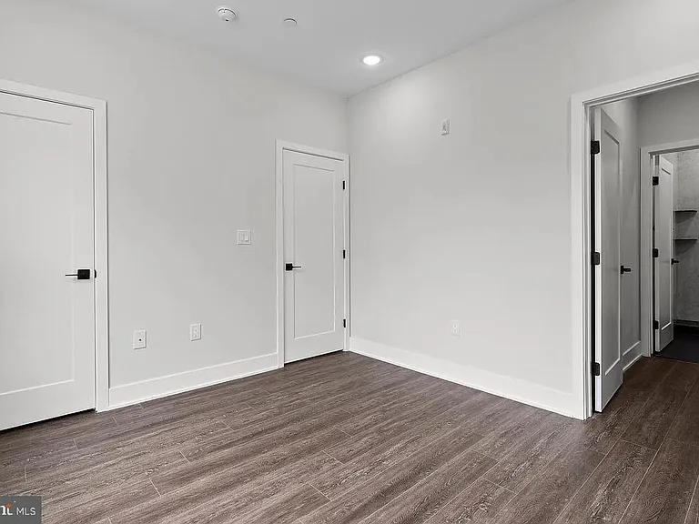 2146 N Front St #1 — Photo 14
