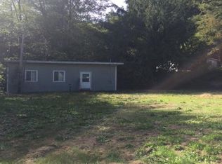 1840 Buck Cir, Tillamook, OR 97141