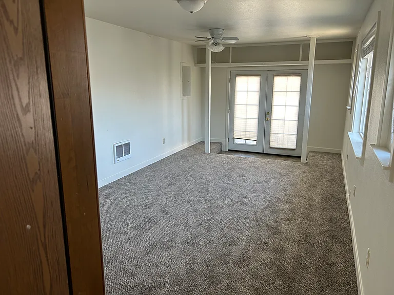 1018 Holbrook Ct #1018 — Photo 8