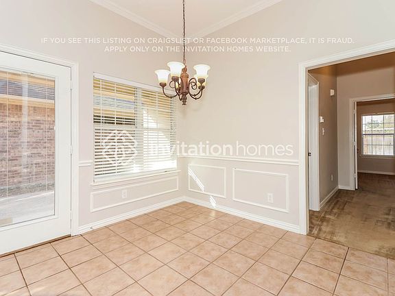 5th image of 832 Claycourt Cir