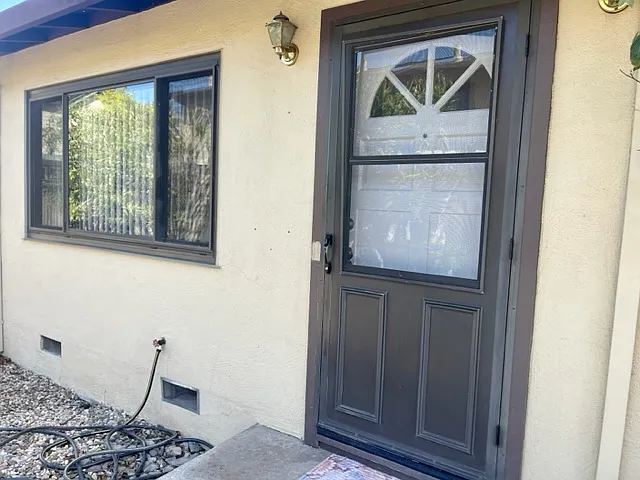 2 bed, 900 sqft, $2,300 — Photo 3