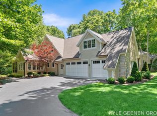 593 Old Macatawa Ct, Holland, MI 49423
