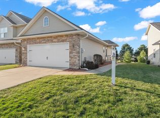 1703 E Timber Wolf Ln #C, Mahomet, IL 61853