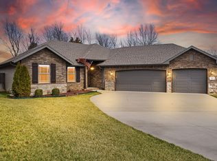 843 E Grouse Rd, Nixa, MO 65714