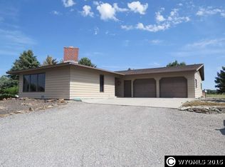 11 Beatrice Rd, Riverton, WY 82501