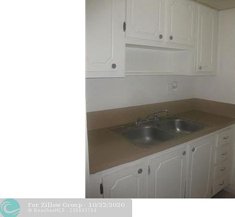 4th image of 4136 NW 88th Ave APT 101