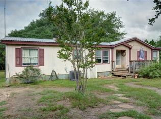 1284 Old Pin Oak Rd, Paige, TX 78659