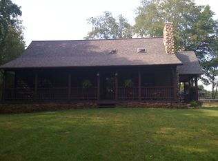 10695 Reservoir Rd, Cambridge, OH 43725