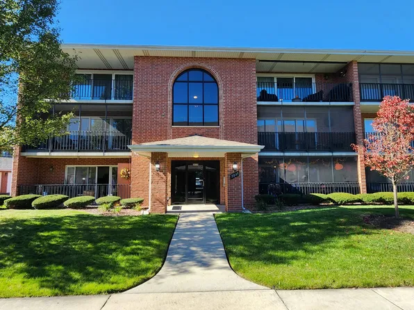 5035 Circle Dr APT 112, Crestwood, IL 60418