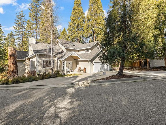 4th image of 53875 Dogwood Creek Dr
