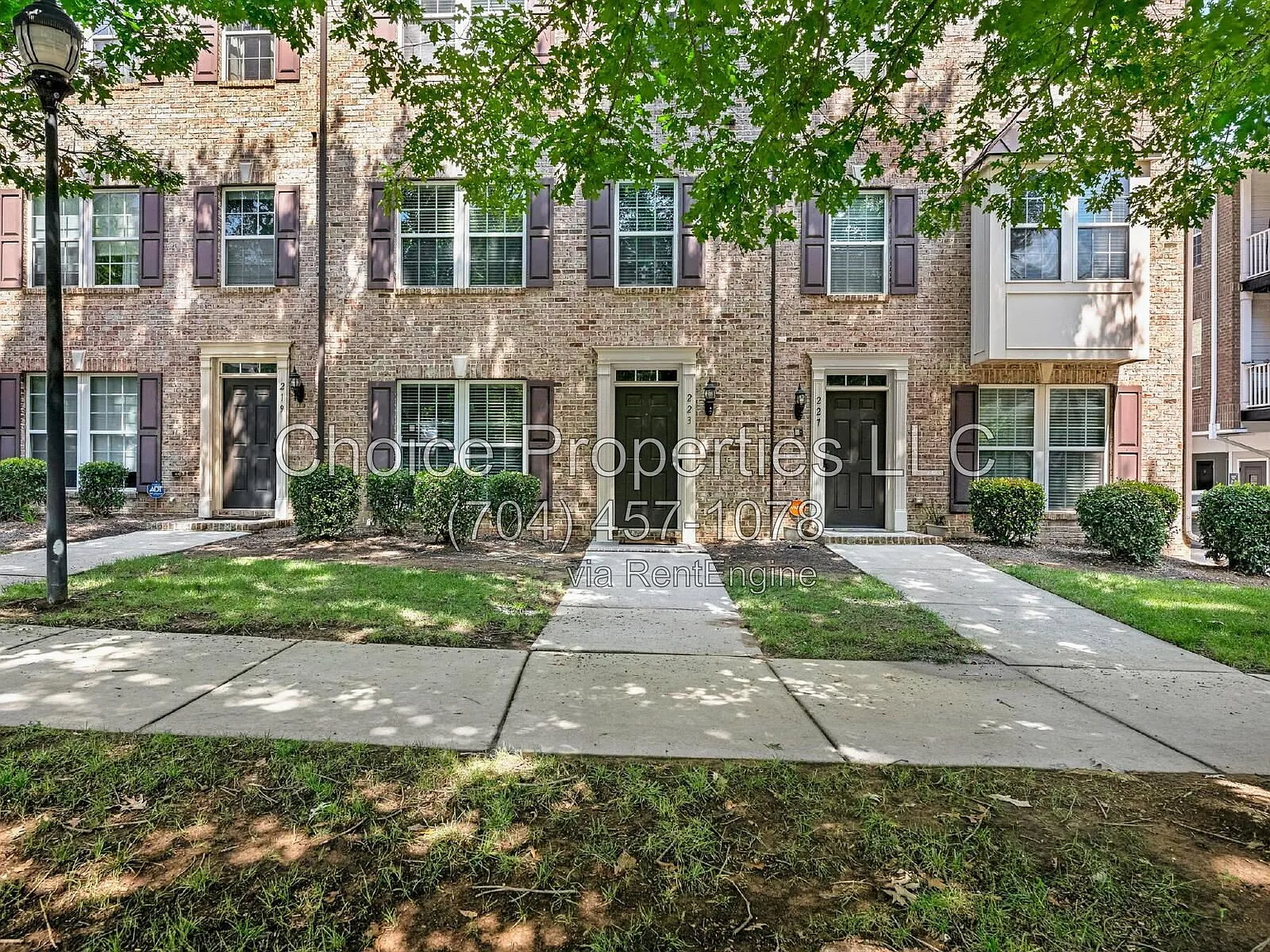 2 bed, 2.5 bath, 1825 sqft, $2,595 — Photo 2