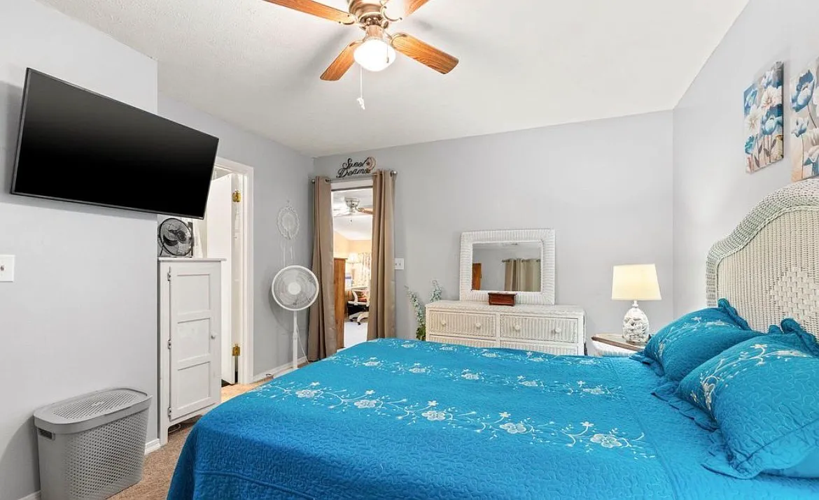 4 bed, 1632 sqft, $750 — Photo 1