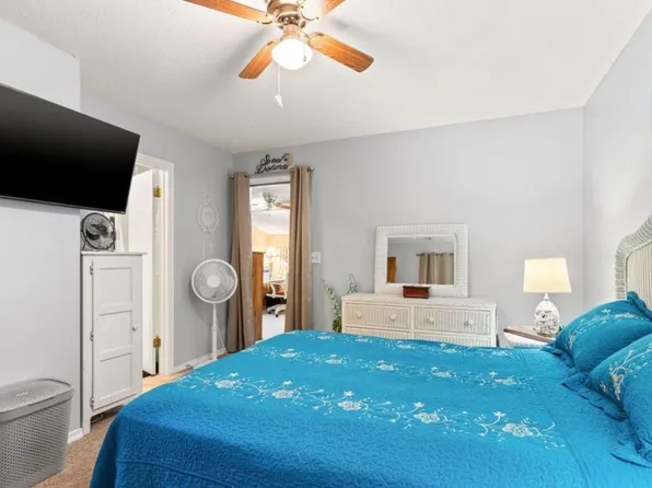 1324 Cambridge Dr, Corpus Christi, TX 78415