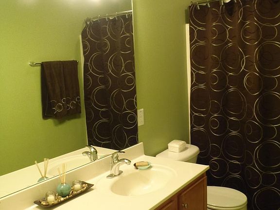 2nd Bathroom