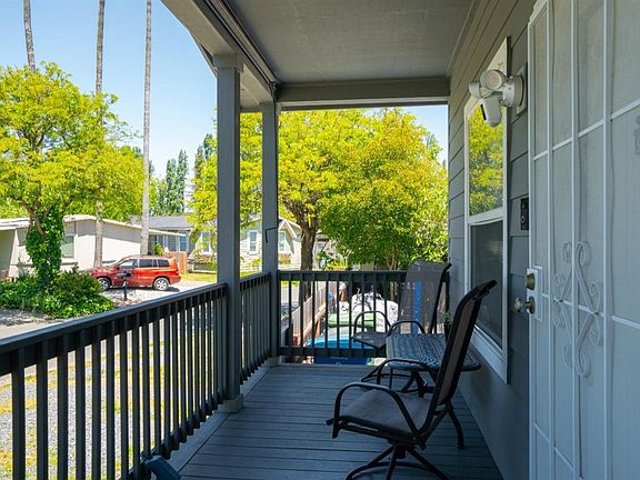 5th image of 207 Corte Rosa Court