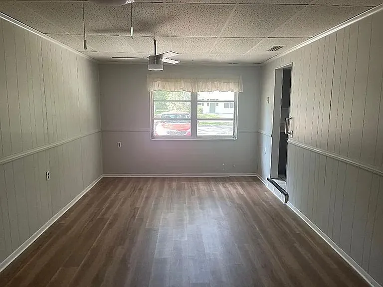 1701 NE 28th Ave — Photo 12