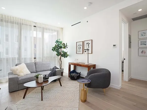 373 Palmetto Street image 7 of 12