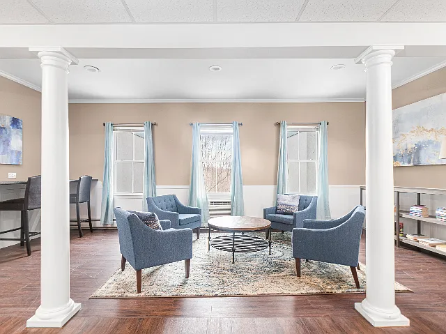 Emerson Place Apartments — Photo 7