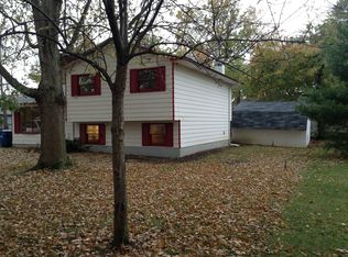 320 Berkshire Rd, Vermilion, OH 44089